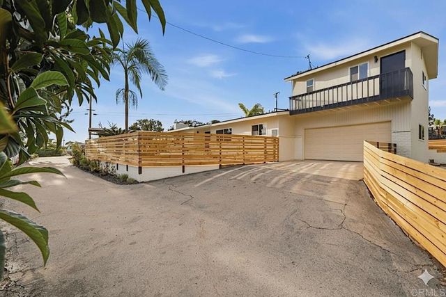 1019 Torole Circle, Vista, CA 92084