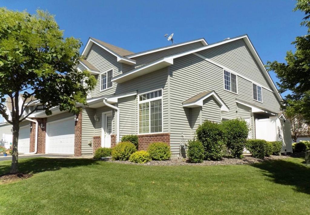 6213 Maclynn Avenue NE, Albertville, MN 55301