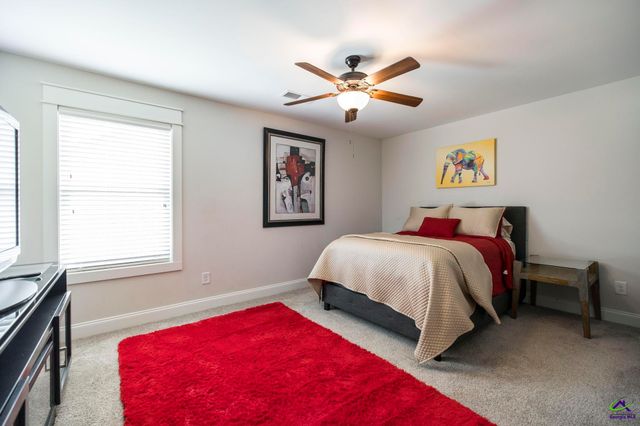 507 Foster Sydney Court, Bonaire, GA 31005