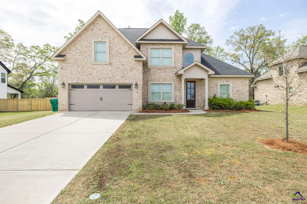 507 Foster Sydney Court, Bonaire, GA 31005