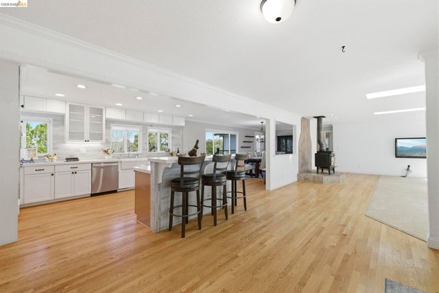 14580 Booker Rd., Sonora, CA 95370