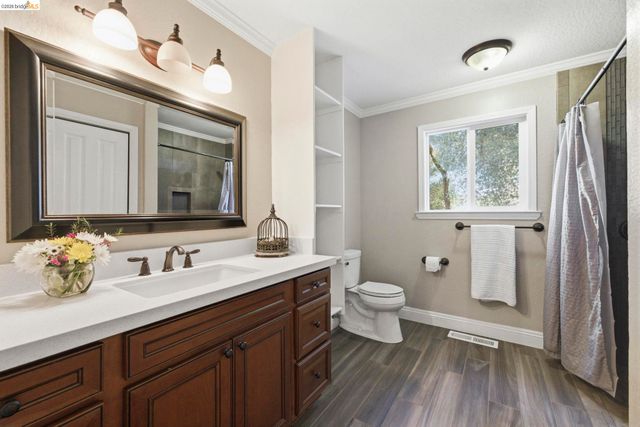 14580 Booker Rd., Sonora, CA 95370