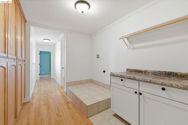 14580 Booker Rd., Sonora, CA 95370