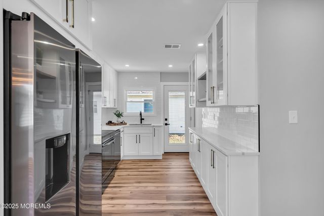 17 Palmetto Point Street, Toms River, NJ 08757