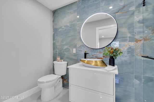 17 Palmetto Point Street, Toms River, NJ 08757