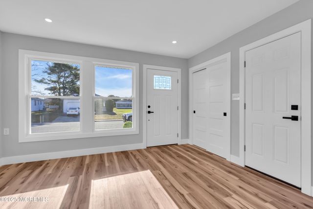 17 Palmetto Point Street, Toms River, NJ 08757