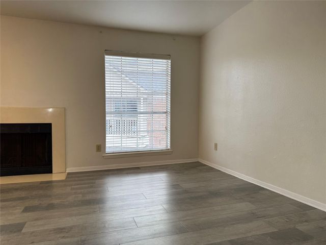 2626 Holly Hall Street 406, Houston, TX 77054