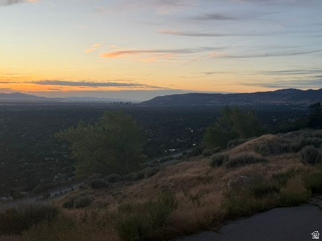 5050 S MILE HIGH DR, Millcreek, UT 84124