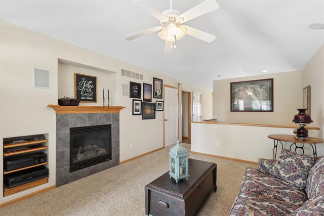 5117 NW 59th Avenue, Johnston, IA 50131