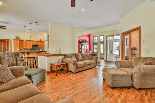 6279 E 450 N, Leesburg, IN 46538