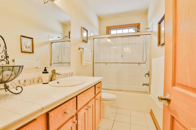 6279 E 450 N, Leesburg, IN 46538