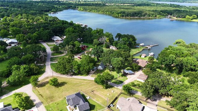 467 Old Mill Lane, East Tawakoni, TX 75472