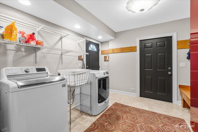 1324 Jane Avenue, Naperville, IL 60540