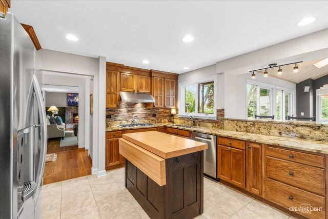 1324 Jane Avenue, Naperville, IL 60540
