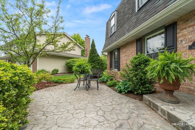 1324 Jane Avenue, Naperville, IL 60540