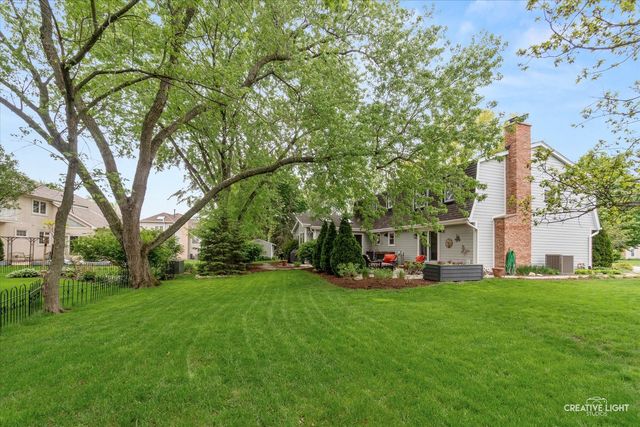 1324 Jane Avenue, Naperville, IL 60540