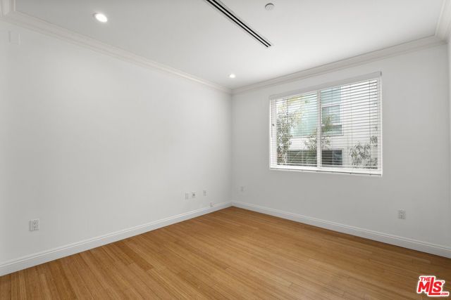 1283 Havenhurst Drive 306, West Hollywood, CA 90046