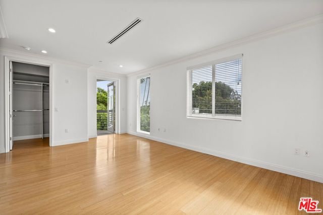 1283 Havenhurst Drive 306, West Hollywood, CA 90046