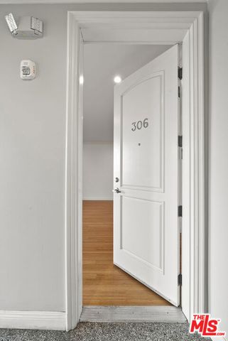 1283 Havenhurst Drive 306, West Hollywood, CA 90046