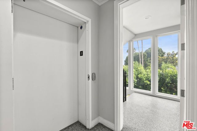 1283 Havenhurst Drive 306, West Hollywood, CA 90046