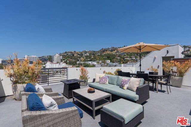 1283 Havenhurst Drive 306, West Hollywood, CA 90046