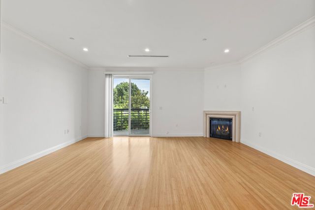 1283 Havenhurst Drive 306, West Hollywood, CA 90046