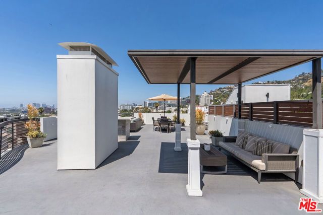 1283 Havenhurst Drive 306, West Hollywood, CA 90046