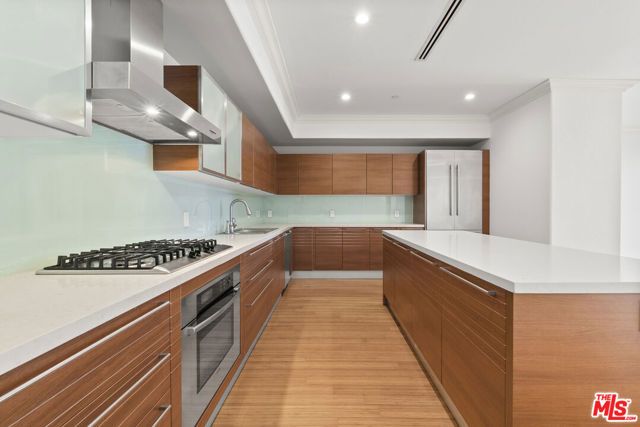 1283 Havenhurst Drive 306, West Hollywood, CA 90046