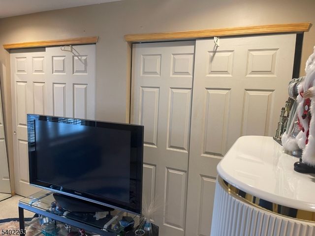 317 Steeplechase Ct, Deptford Twp., NJ 08096