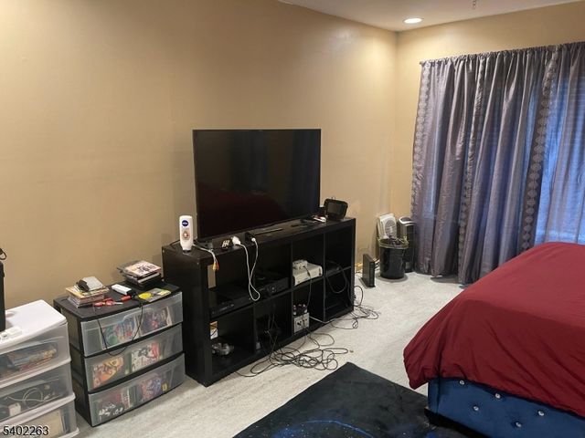 317 Steeplechase Ct, Deptford Twp., NJ 08096