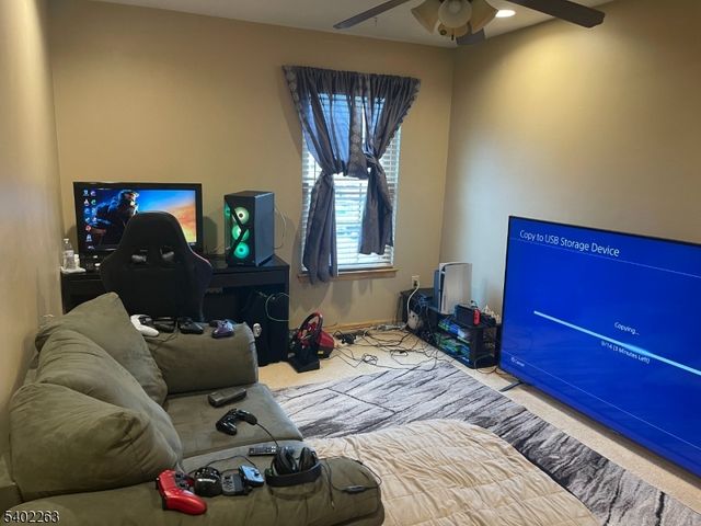 317 Steeplechase Ct, Deptford Twp., NJ 08096