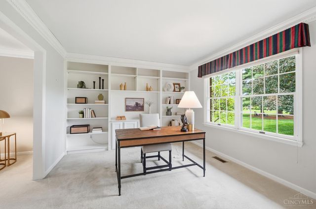 125 Pheasantlake Drive, Loveland, OH 45140