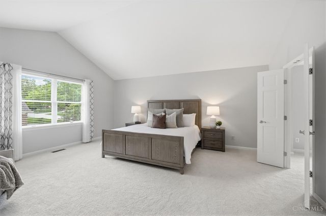 125 Pheasantlake Drive, Loveland, OH 45140