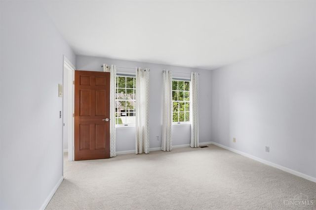 125 Pheasantlake Drive, Loveland, OH 45140