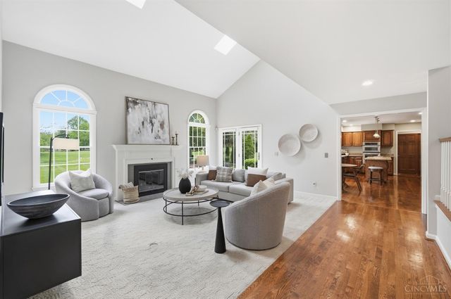 125 Pheasantlake Drive, Loveland, OH 45140