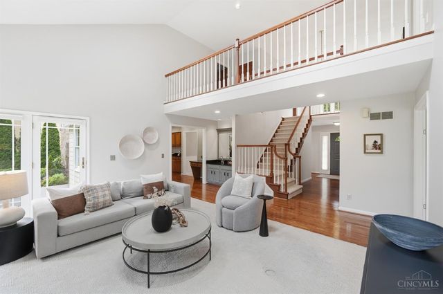 125 Pheasantlake Drive, Loveland, OH 45140