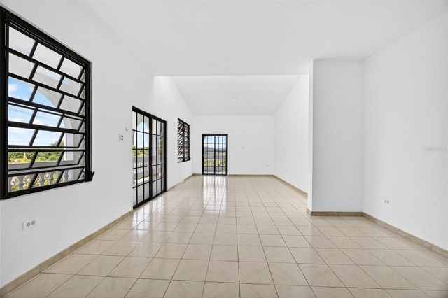 PR-184 KM 32.4 S BEATRIZ, Cayey, PR 00736