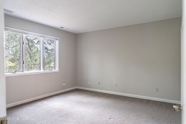504 Fairway Court, Southern Pines, NC 28387