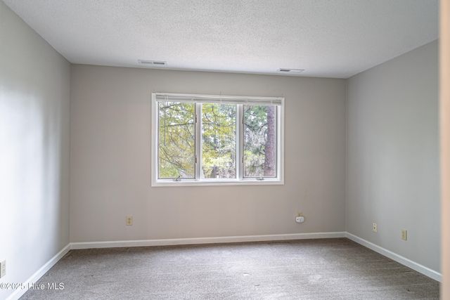 504 Fairway Court, Southern Pines, NC 28387