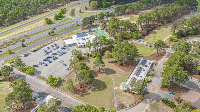 504 Fairway Court, Southern Pines, NC 28387