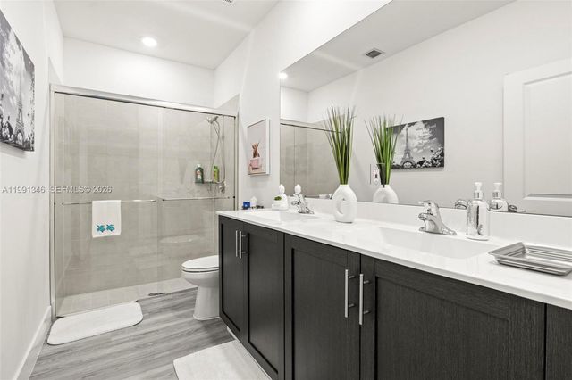 2642 SE 3rd St, Homestead, FL 33033