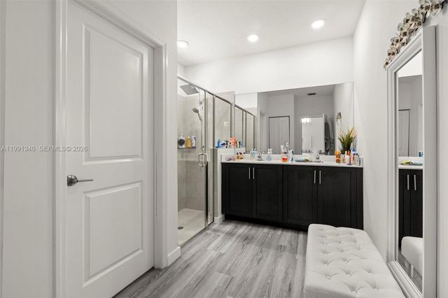 2642 SE 3rd St, Homestead, FL 33033