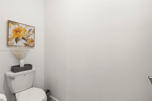 2642 SE 3rd St, Homestead, FL 33033