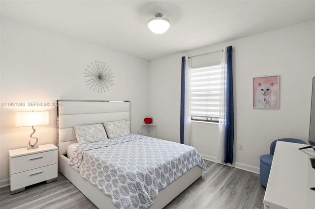 2642 SE 3rd St, Homestead, FL 33033