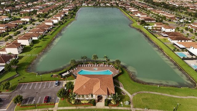 2642 SE 3rd St, Homestead, FL 33033