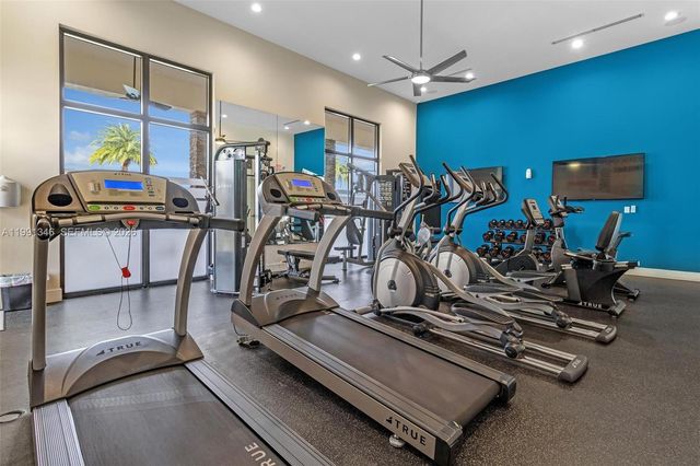 2642 SE 3rd St, Homestead, FL 33033