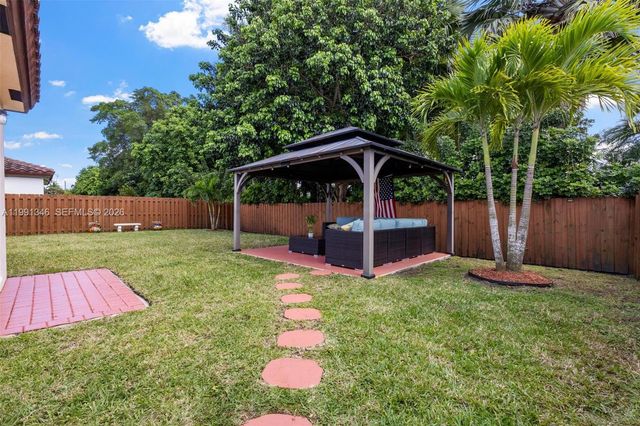 2642 SE 3rd St, Homestead, FL 33033