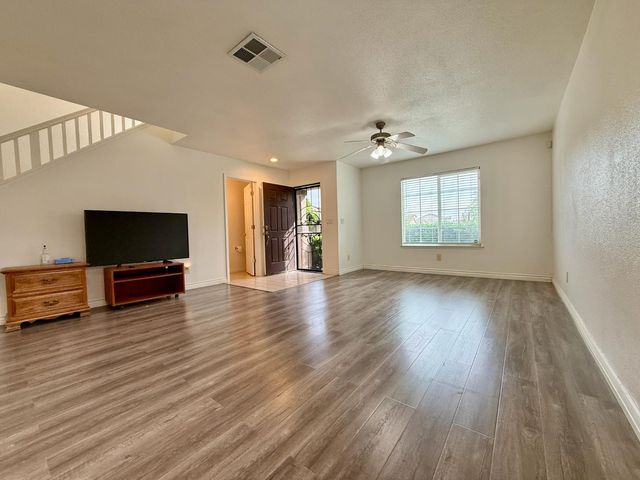 5837 Jeremy Way, Stockton, CA 95212