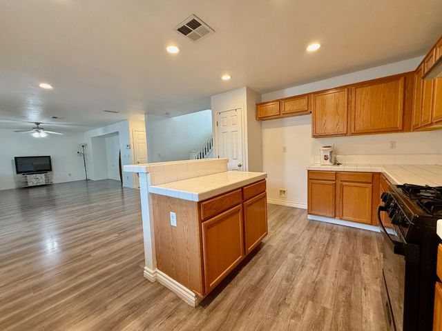 5837 Jeremy Way, Stockton, CA 95212