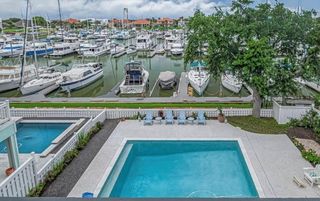 2182 Marina Way, Kemah, TX 77565